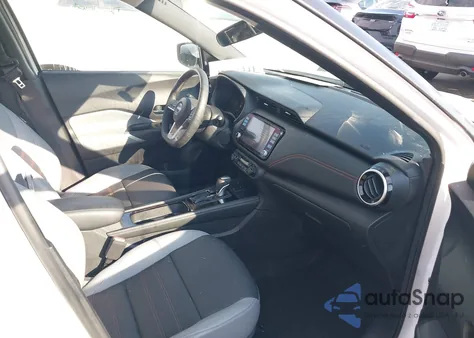 2023 Nissan Kicks Sr Xtronic Cvt from USA, damaged, VIN 3N1CP5DV2PL481493